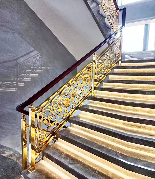 Merdiven Korkuluğu Modern Mimaride Güvenliği ve Stili Nasıl Artırır?